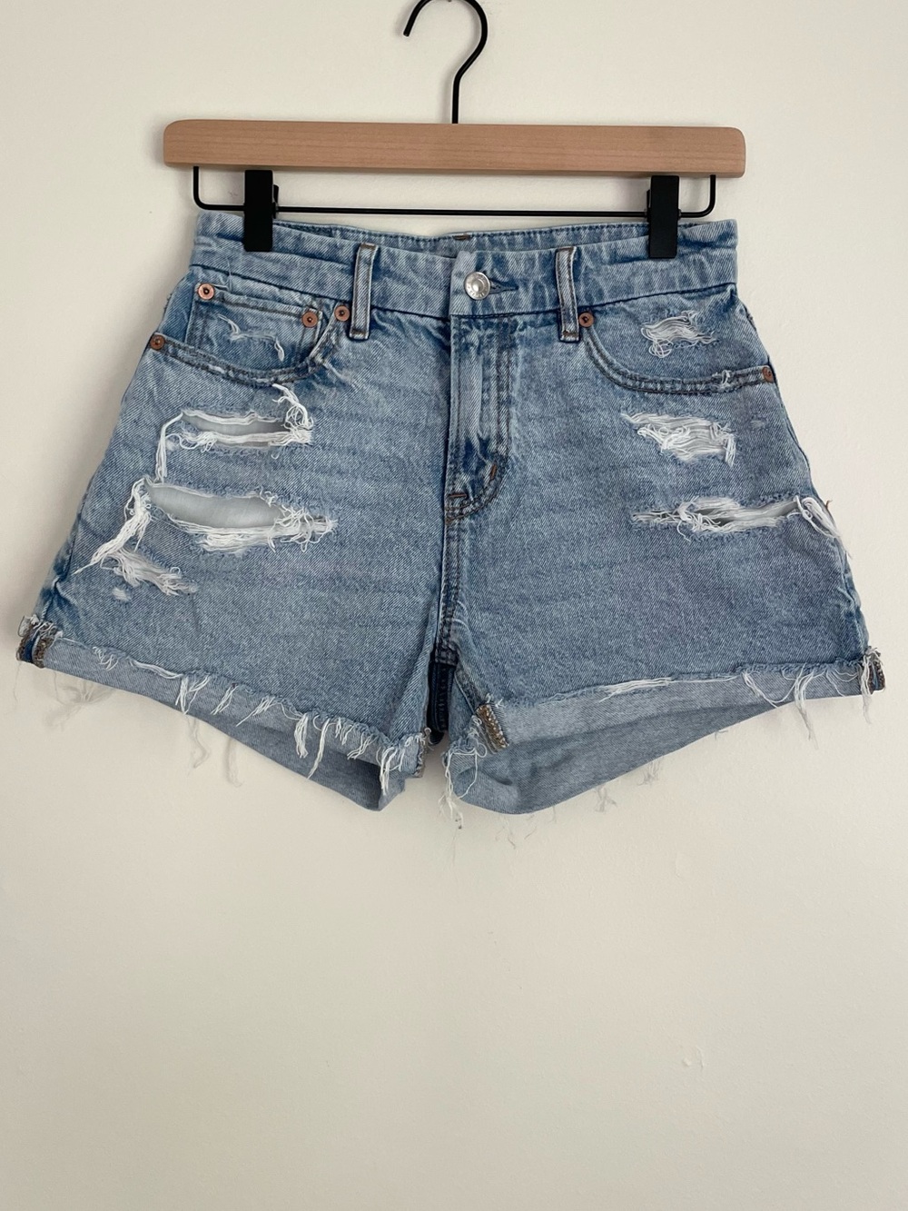 American Eagle Outfitters Light Wash Distressed Strigid Denim Shorts